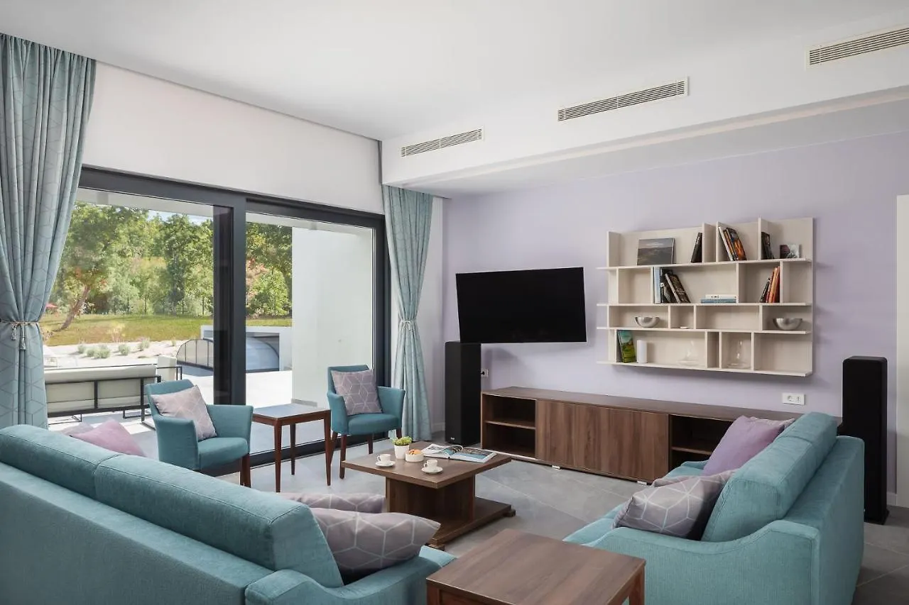 Villa Vines, Modern Luxury In Serene Seclusion Croatia