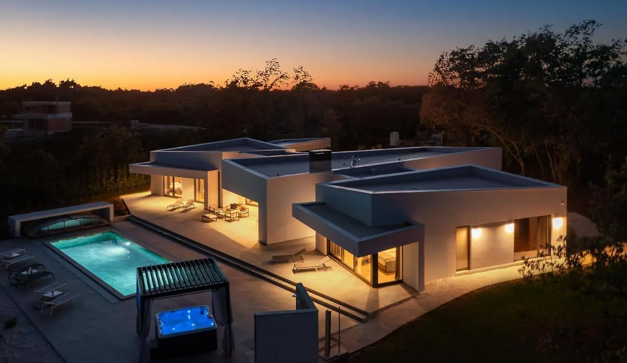 Villa Vines, Modern Luxury In Serene Seclusion 0*, Svetvincenat Croatia