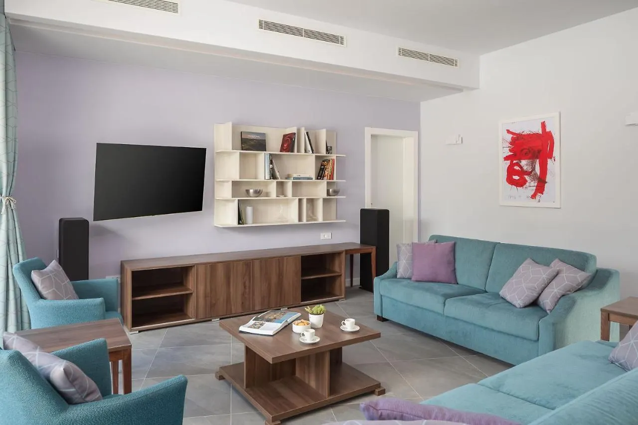 Villa Vines, Modern Luxury In Serene Seclusion 0*, Svetvincenat