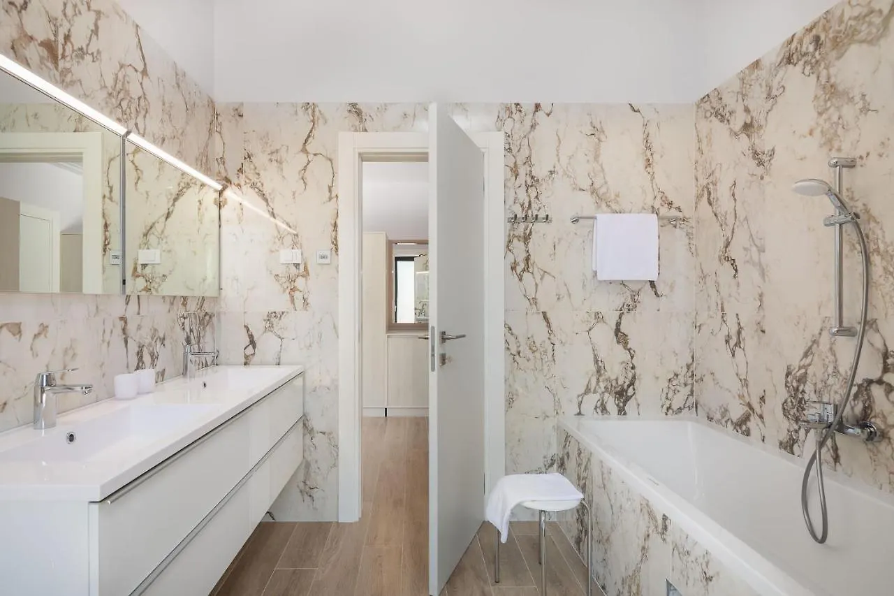 Villa Vines, Modern Luxury In Serene Seclusion
