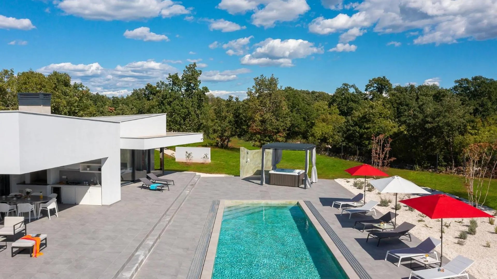 Villa Vines, Modern Luxury In Serene Seclusion Croatia