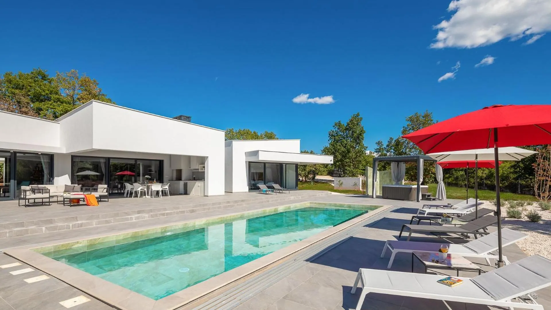 Villa Vines, Modern Luxury In Serene Seclusion 0*, Svetvincenat