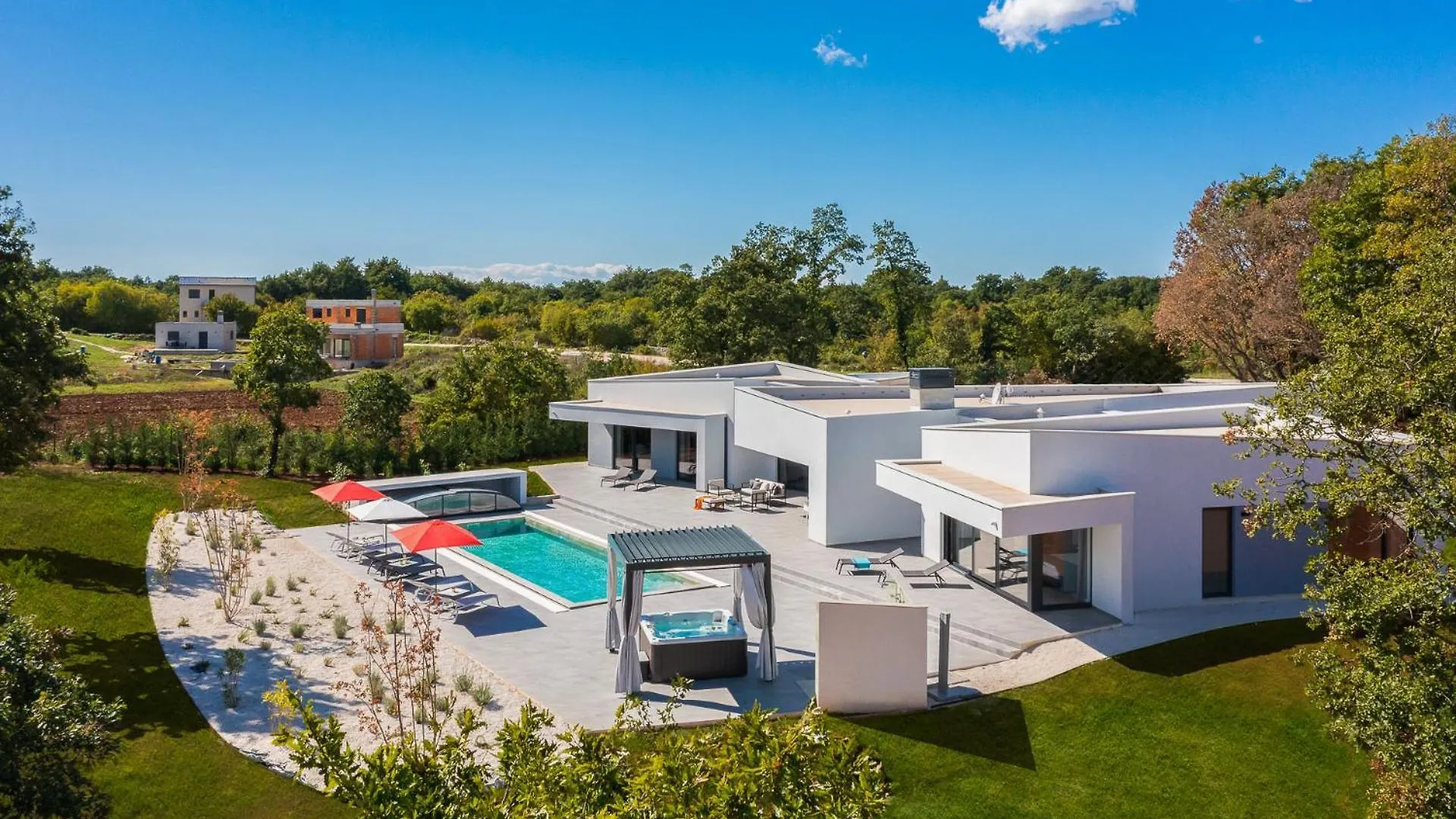 Villa Vines, Modern Luxury In Serene Seclusion 0*, Svetvincenat